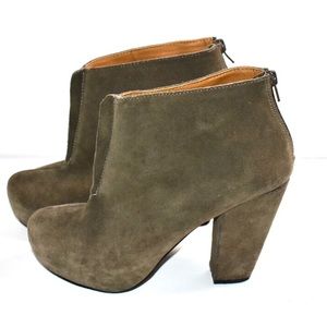 Kelsi dagger zip up heeled ankle booties